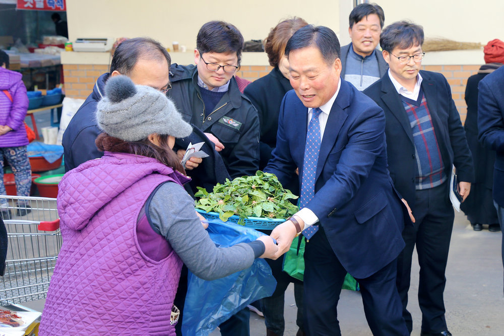 설맞이 무안전통시장방문 (9).jpg