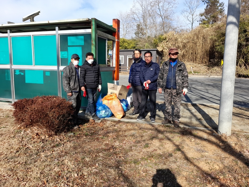 몽탄면 새마을협의회, 파군교 일원 환경정화활동 실시