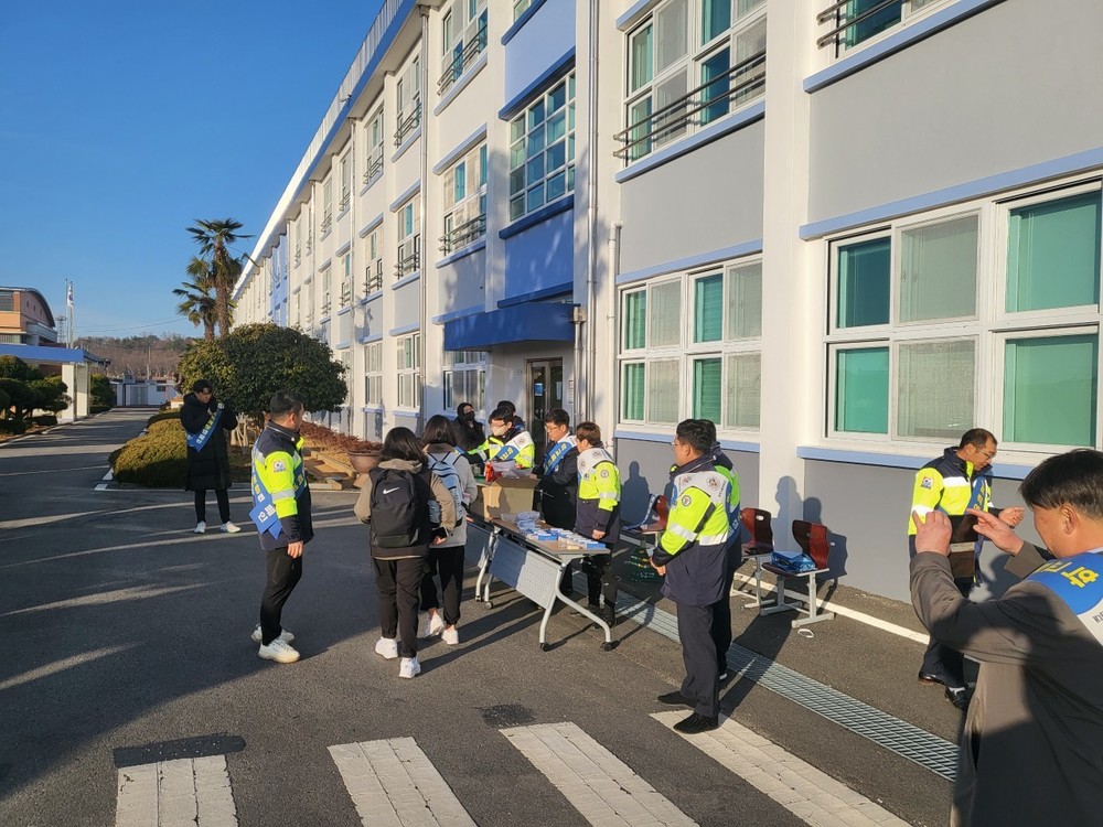 일로자율방범대, “학교폭력 없는 즐거운 학교 만들자!”